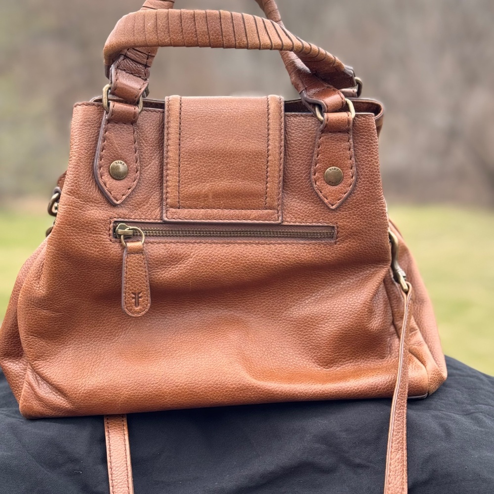 FRYE AND CO. Tan Leather Top-Handle Shoulder Bag with Buckle - Picture 3 of 11